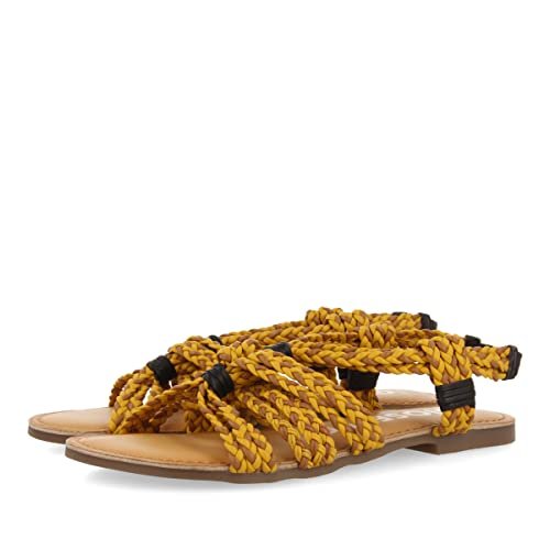 Lee más sobre el artículo Sandalia mostaza